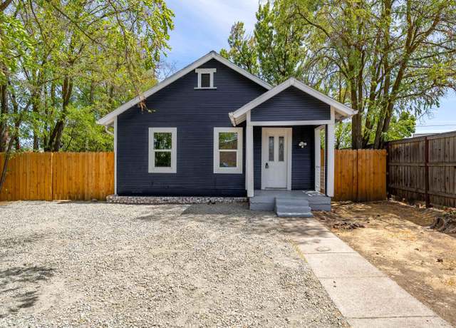 Property at 1916 Elm Ave, Medford, OR 97501, 3 beds, 1 bath