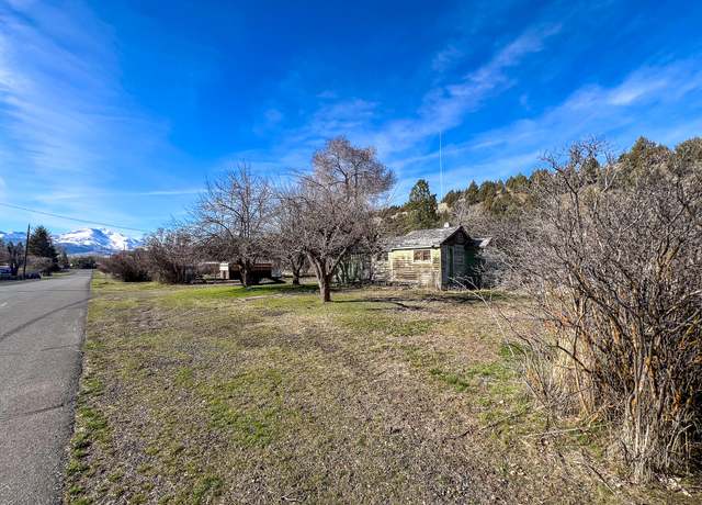 Property at 182 N Cozart Ave, Prairie City, OR 97869, 1 bath
