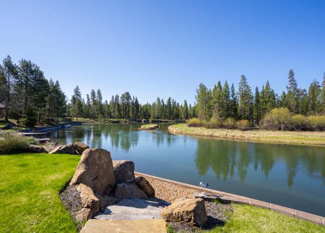 Property at 55357 Big River Dr, Bend, OR 97707, 3 beds, 3.5 baths