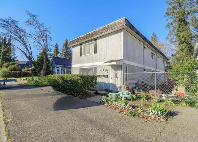 Property at 526 NW C St Unit A-C, Grants Pass, OR 97526, 3 beds, 3.5 baths