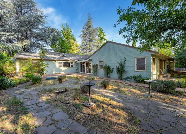 Property at 750 Park St, Ashland, OR 97520, 4 beds, 3 baths