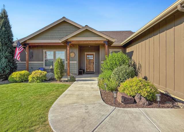 Property at 323 NW Saddle Ridge Loop, Prineville, OR 97754, 3 beds, 2 baths