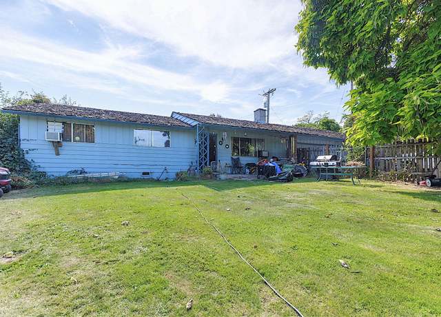 Property at 1701 Allen Creek Rd, Grants Pass, OR 97527, 3 beds, 1.5 baths