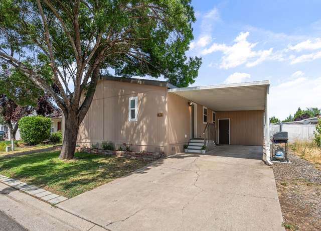 Property at 633 E Archwood Dr #131, Eagle Point, OR 97524, 3 beds, 2 baths