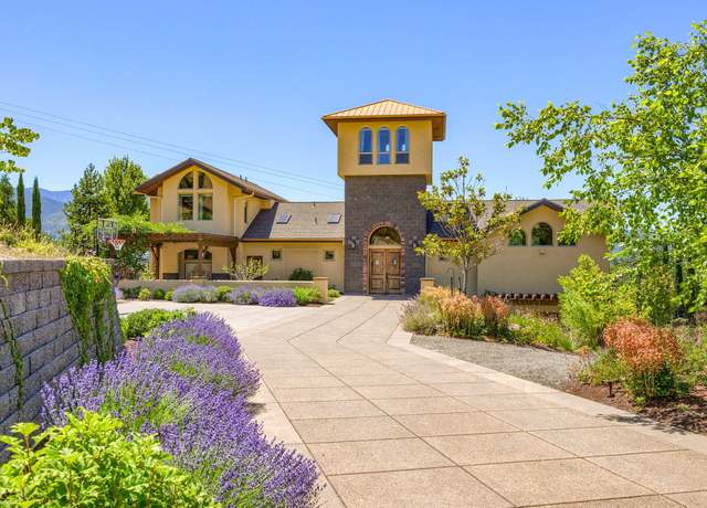 Property at 988 Dead Indian Memorial Rd, Ashland, OR 97520, 4 beds, 3 baths