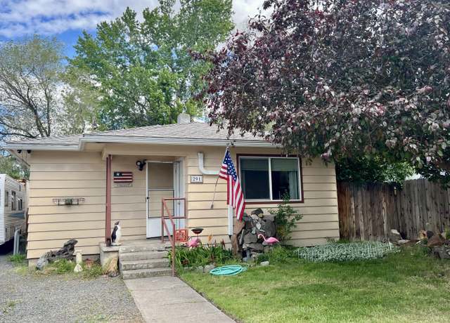 Property at 291 SE 7th St, Madras, OR 97741, 3 beds, 1 bath