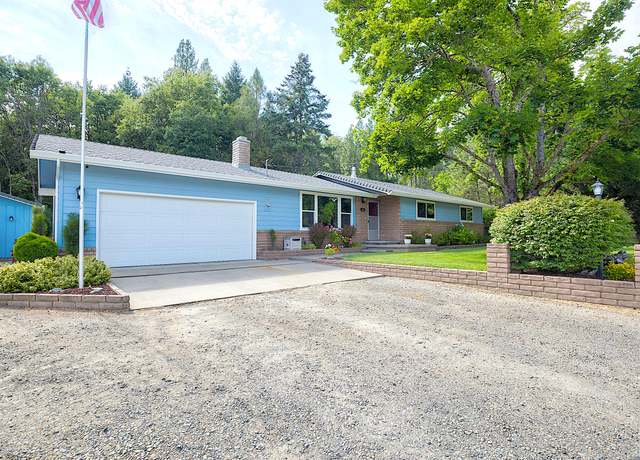 Property at 364 Genverna Gln, Grants Pass, OR 97527, 4 beds, 2 baths