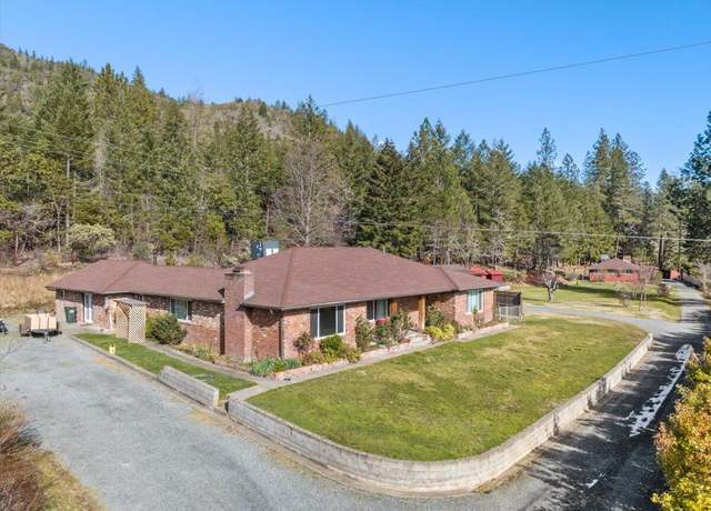Property at 7420 N Applegate Rd, Grants Pass, OR 97527, 5 beds, 2.5 baths