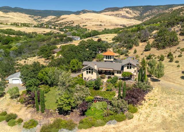 Property at 343 Dead Indian Memorial Rd, Ashland, OR 97520, 4 beds, 3 baths