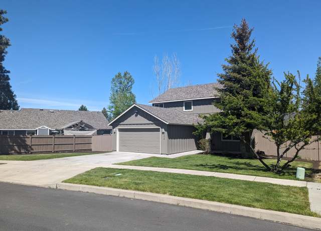 Property at 61024 Honkers Ln, Bend, OR 97702, 3 beds, 2.5 baths