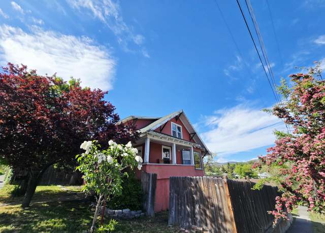 Property at 703 N 9th St, Klamath Falls, OR 97601, 4 beds, 3 baths