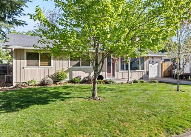 Property at 1217 Fortune Dr, Medford, OR 97504, 3 beds, 2 baths