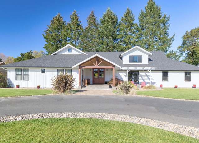 Property at 4500 Leonard Rd, Grants Pass, OR 97527, 5 beds, 5 baths