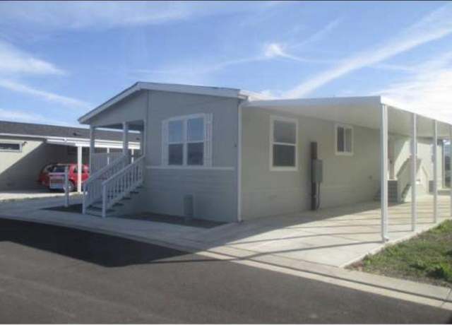 Property at 3966 S Pacific Hwy #6, Medford, OR 97501, 3 beds, 2 baths