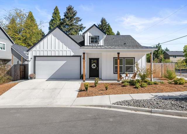 Property at 1863 Dulcimer Ln, Medford, OR 97501, 3 beds, 2 baths
