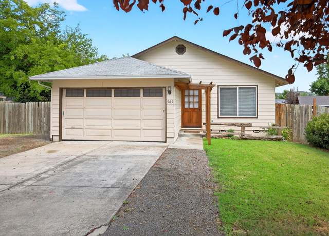 Property at 589 Clearview Way, Eagle Point, OR 97524, 3 beds, 1 bath