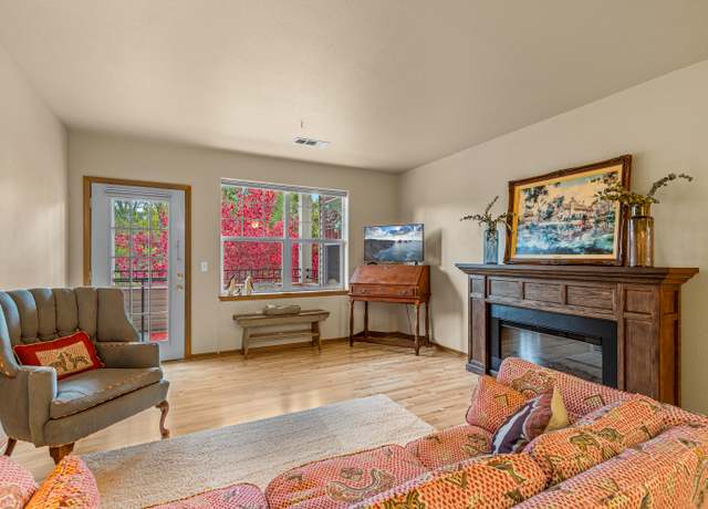 Property at 908 Mountain Meadows Cir, Ashland, OR 97520, 3 beds, 2 baths