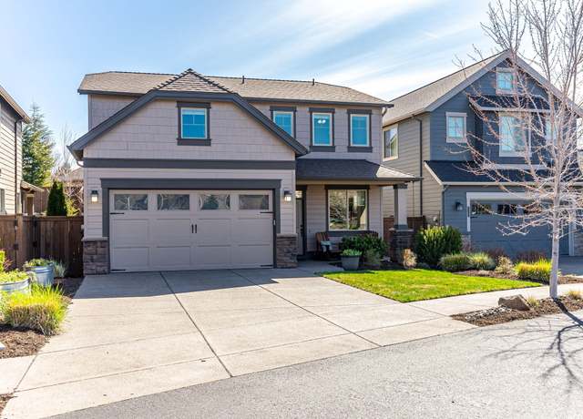 Property at 61104 Ambassador Dr, Bend, OR 97702, 3 beds, 2.5 baths