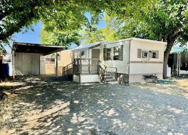 Property at 233 S Shasta Ave Unit 54, Eagle Point, OR 97524, 2 beds, 1 bath