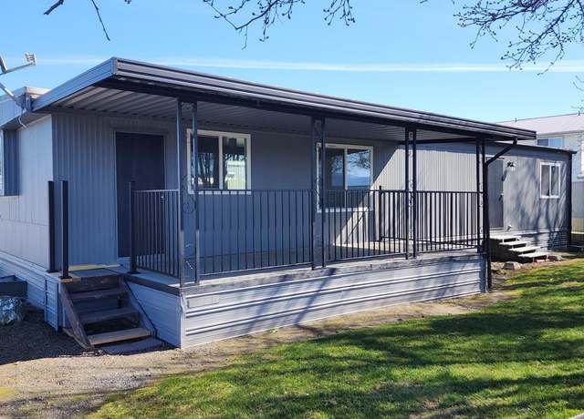 Property at 3410 N Pacific Hwy #1, Medford, OR 97501, 2 beds, 1 bath