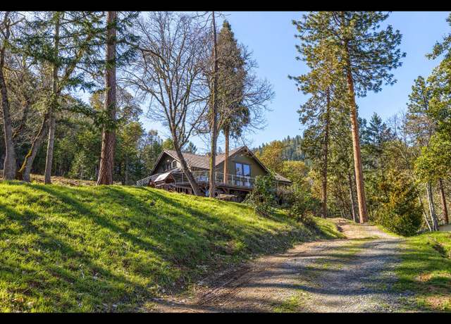 Property at 1801 Wagon Trail Dr, Jacksonville, OR 97530, 6 beds, 3 baths