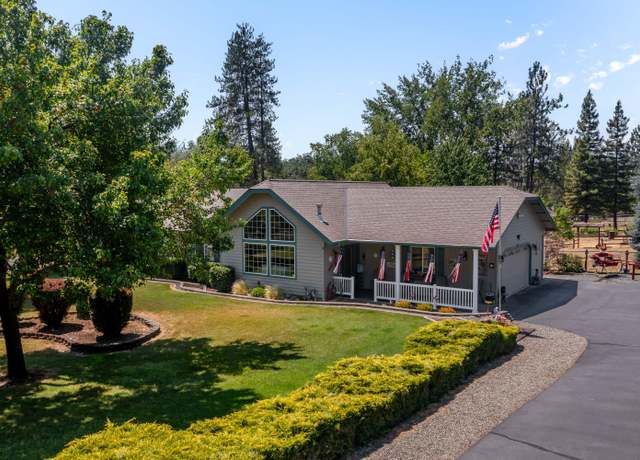 Property at 536 Soldier Creek Rd, Grants Pass, OR 97526, 3 beds, 2 baths