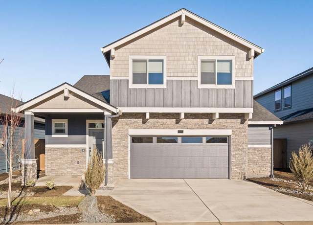 Property at 21532 SE Etna Pl, Bend, OR 97702, 4 beds, 2.5 baths