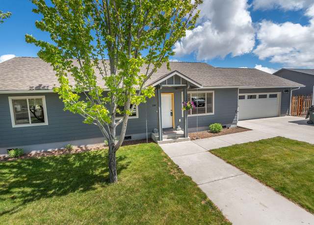 Property at 596 Naomi St, Metolius, OR 97741, 3 beds, 2 baths