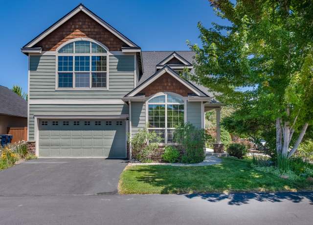 Property at 63387 Freedom Pl, Bend, OR 97701, 3 beds, 2.5 baths