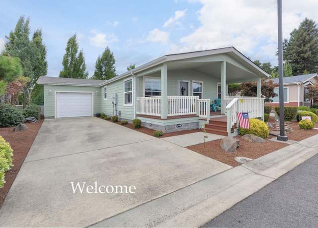 Property at 792 Kings Way, Grants Pass, OR 97526, 2 beds, 2 baths