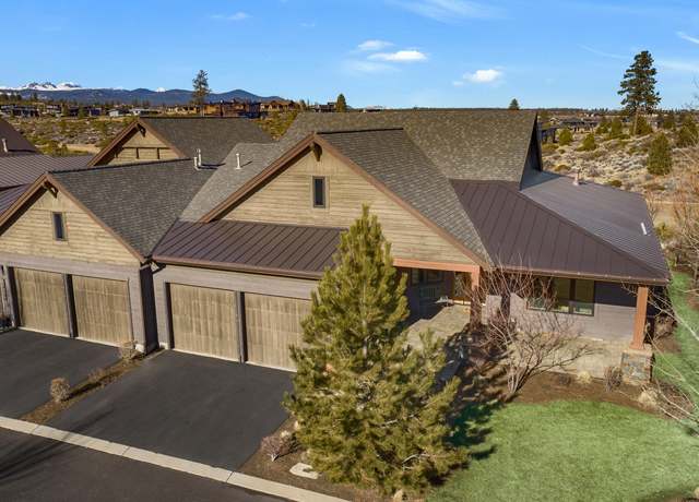 Property at 61359 Triple Knot Rd, Bend, OR 97702, 2 beds, 2.5 baths