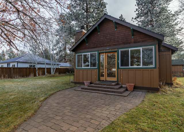Property at 205 E Washington Ave, Sisters, OR 97759, 2 beds, 1 bath