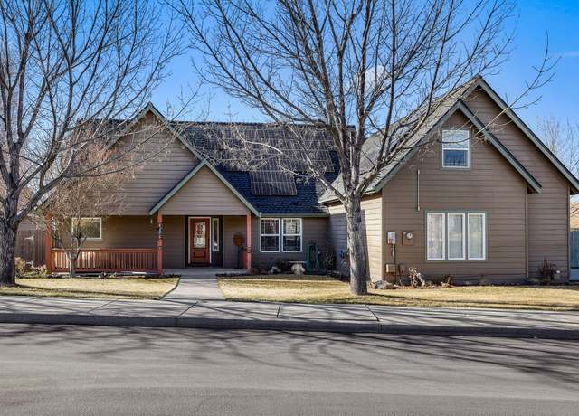 Property at 2335 NW 21st Ct, Redmond, OR 97756, 3 beds, 3 baths