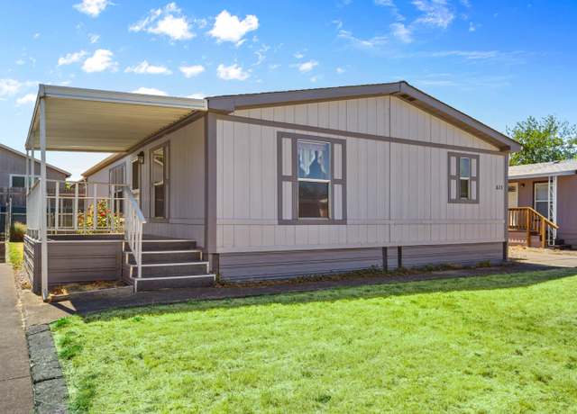 Property at 623 Hedy Jayne, Medford, OR 97501, 3 beds, 2 baths