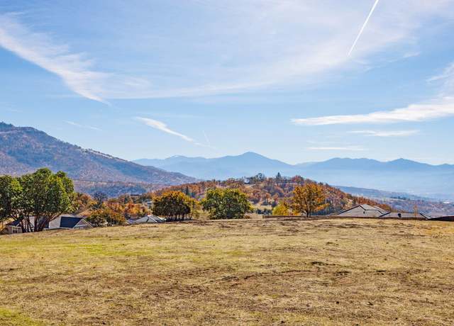 Property at 5637 Springview Ct, Medford, OR 97504