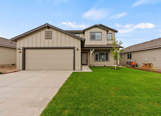 Property at 3487 NW 12th St #44, Redmond, OR 97756, 4 beds, 2.5 baths
