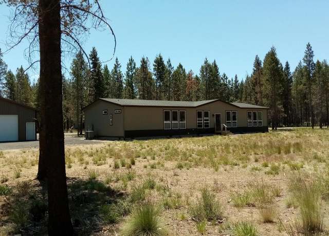 Property at 16760 Pine Pl, La Pine, OR 97739, 3 beds, 2.5 baths