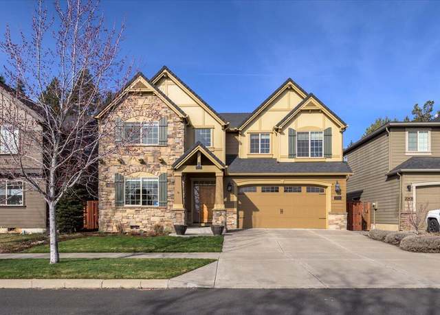 Property at 20434 Jacklight Ln, Bend, OR 97702, 4 beds, 2.5 baths