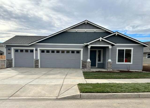 Property at 3465 NW 12th St #43, Redmond, OR 97756, 3 beds, 2 baths
