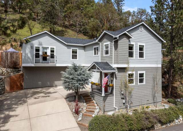 Property at 905 Hangman Way, Jacksonville, OR 97530, 3 beds, 2 baths