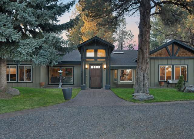Property at 69019 Holmes Rd, Sisters, OR 97759, 4 beds, 3 baths