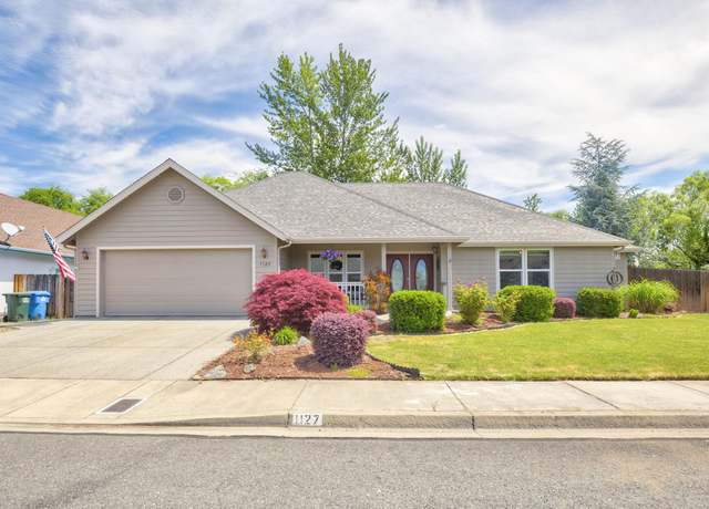 Property at 1127 Cashmere Dr, Grants Pass, OR 97527, 3 beds, 2.5 baths