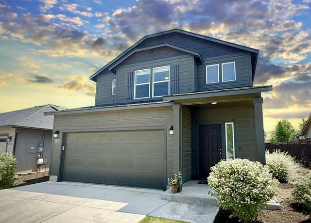 Property at 2522 NW Hemlock Way, Redmond, OR 97756, 3 beds, 2.5 baths