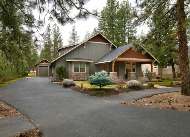 Property at 955 E Coyote Springs Rd, Sisters, OR 97759, 3 beds, 2.5 baths