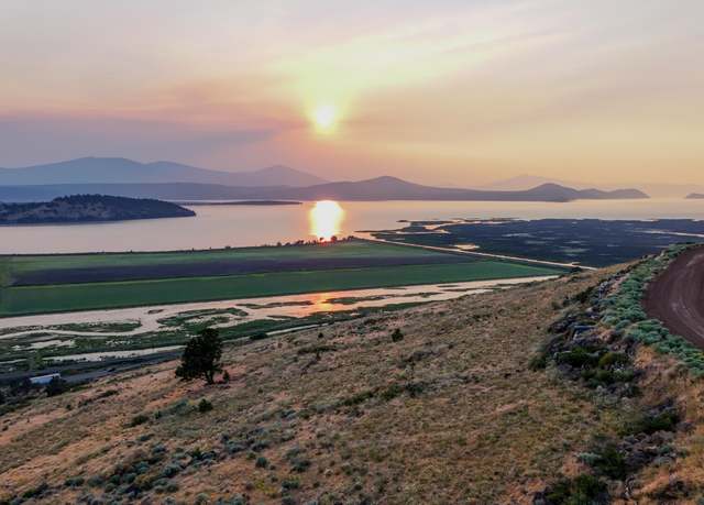 Property at 0 Hanks Marsh Vis Unit parcel 3, Klamath Falls, OR 97601