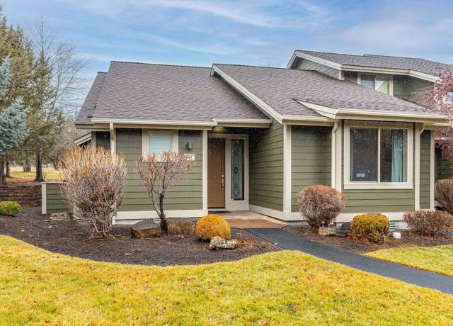 Property at 751 Sage Country Ct, Redmond, OR 97756, 2 beds, 2 baths