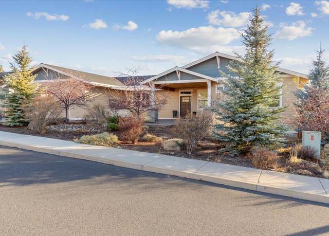 Property at 4570 SW Yew Ave, Redmond, OR 97756, 4 beds, 3 baths