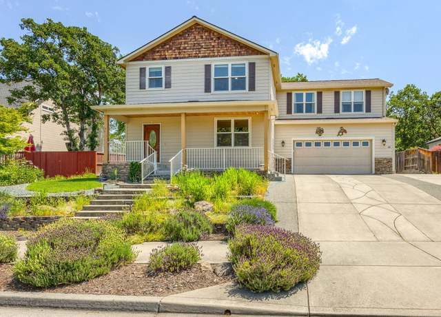 Property at 331 Patricia Ln, Eagle Point, OR 97524, 3 beds, 2.5 baths