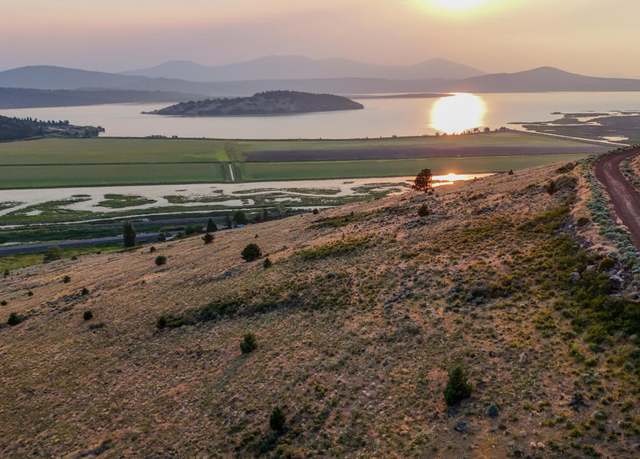 Property at 0 Hanks Marsh Vis Lot 21, Klamath Falls, OR 97601