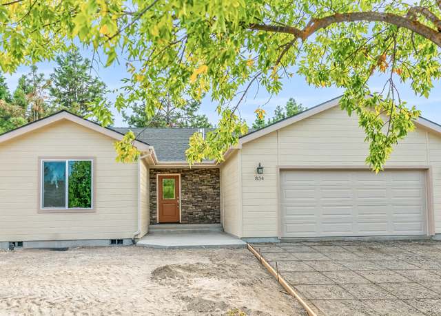 Property at 834 Quail Park Cir, Klamath Falls, OR 97601, 3 beds, 2 baths